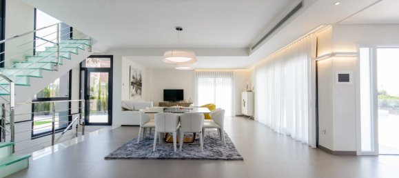 3 bedrooms Villa in Campoamor, Spain No. 9072 13