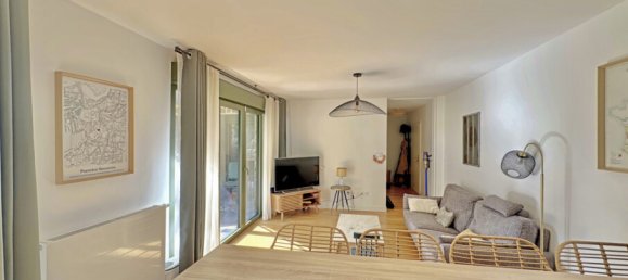 2 bedrooms Apartment in Sceaux, France No. 317325 2