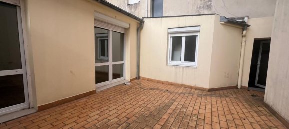 Квартира с 17 спальнями в Гавр, Франция № 356441 2