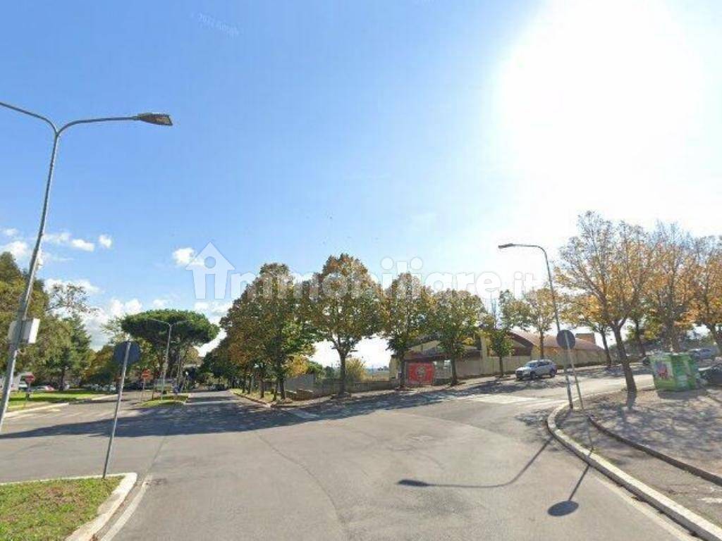 3 غرف نوم شقة في Pomezia, Italy رقم 11358