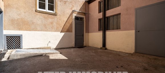 Здание с 8 спальнями в Люневиль, Франция № 94459 13