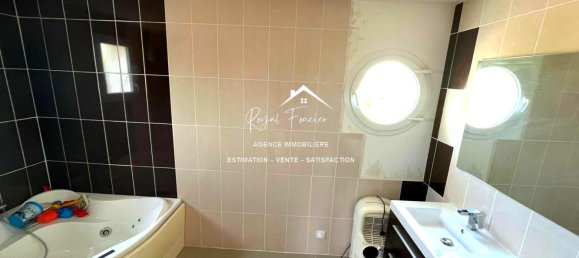 4 غرف نوم منزل في La Celle-Saint-Avant, France رقم 253776 15