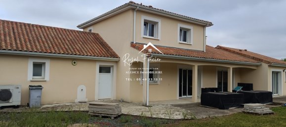 4 غرف نوم منزل في La Celle-Saint-Avant, France رقم 253776 10