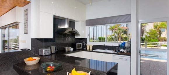 Studio in Limassol, Cyprus No. 24778 7