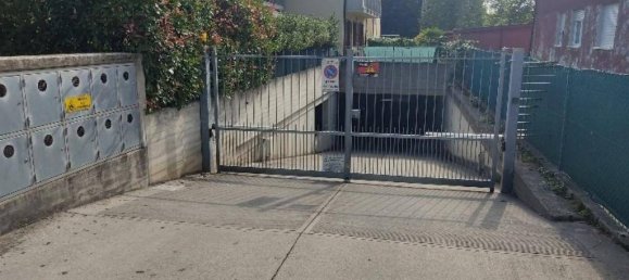 4 bedrooms Apartment in Brembate di Sopra, Italy No. 8168 41