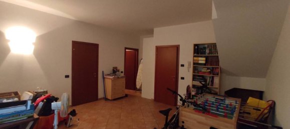 4 bedrooms Apartment in Brembate di Sopra, Italy No. 8168 37