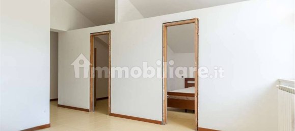 5-salle Bâtiment à Alfedena, Italy No. 284493 14