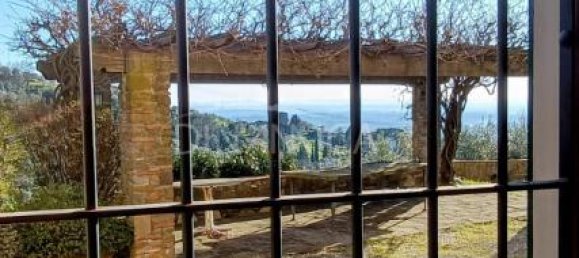 9-salle Maison à Vinci, Italy No. 238314 11