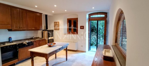 9-salle Maison à Vinci, Italy No. 238314 13