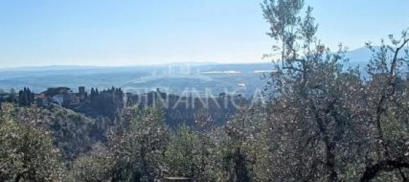 9-salle Maison à Vinci, Italy No. 238314 4