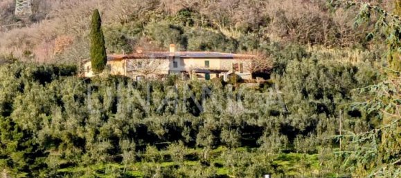 9-salle Maison à Vinci, Italy No. 238314 7