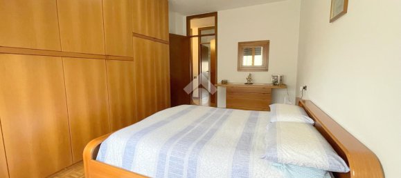 Apartamento de 4 habitaciónes en Cornaredo, Italy No. 93009 12