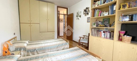 Apartamento de 4 habitaciónes en Cornaredo, Italy No. 93009 16