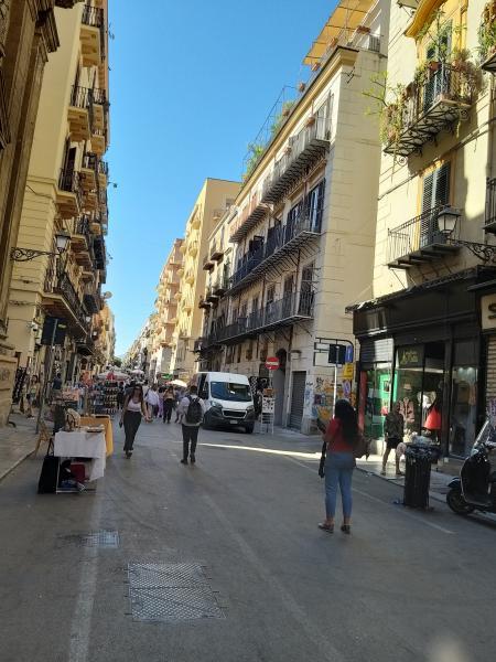 2 rooms Building in Palermo, Italy No. 85726