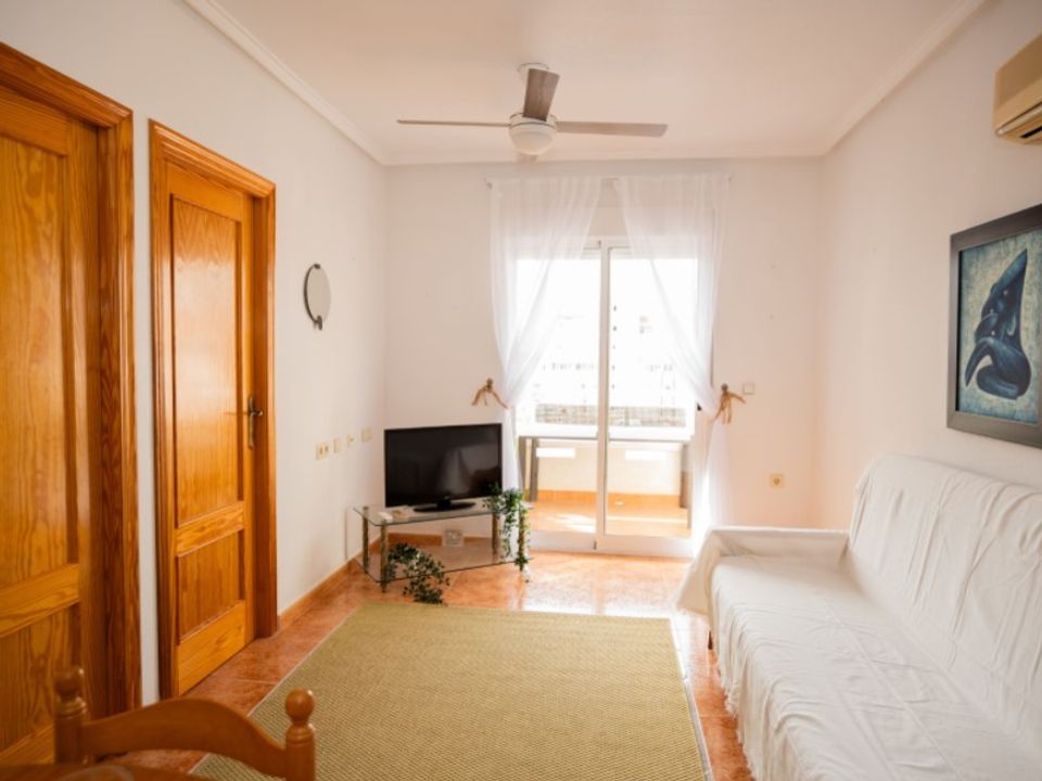 Квартира с 2 спальнями в Торревьеха, Испания № 180259