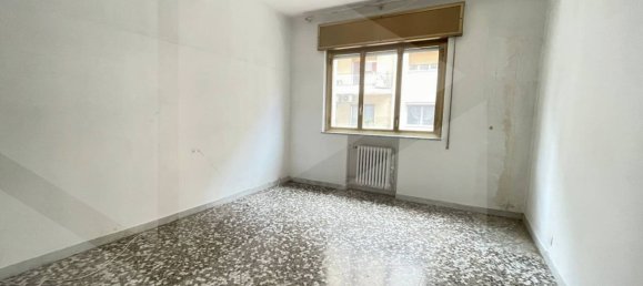 3 rooms Apartment in Bari, Italy No. 33885 19