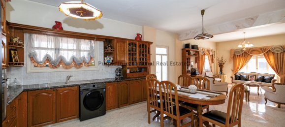 Villa de 4 dormitorios en Aradippou, Cyprus No. 5290 29