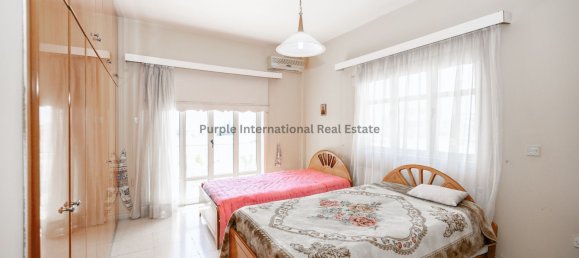 Villa de 4 dormitorios en Aradippou, Cyprus No. 5290 17