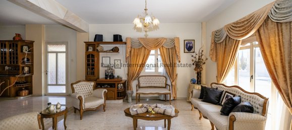 Villa de 4 dormitorios en Aradippou, Cyprus No. 5290 21