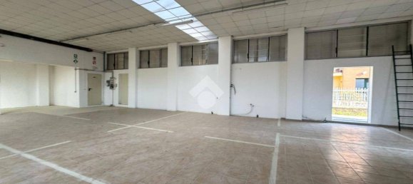 Almacén en Villanova di Camposampiero, Italy 320 m² No. 129147 30