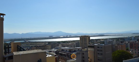 5 rooms Penthouse in Cagliari, Italy No. 278532 2