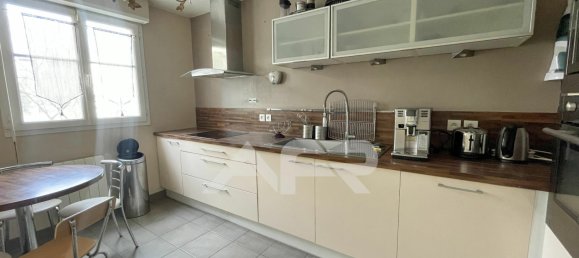 4 غرف نوم منزل في Chatou, France رقم 129201 2