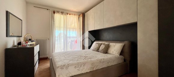 Apartamento de 2 dormitorios en Terno d'Isola, Italy No. 353057 22