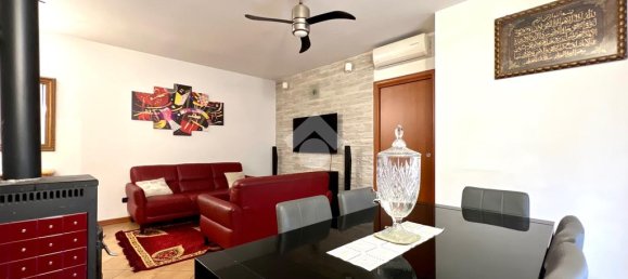 Apartamento de 2 dormitorios en Terno d'Isola, Italy No. 353057 9