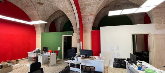 Propiedad comercial de 5 habitaciónes en Ugento, Italy No. 282950 5