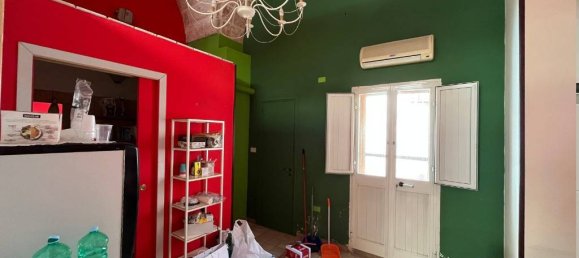 Propiedad comercial de 5 habitaciónes en Ugento, Italy No. 282950 14