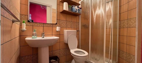 Propiedad comercial de 5 habitaciónes en Ugento, Italy No. 282950 11