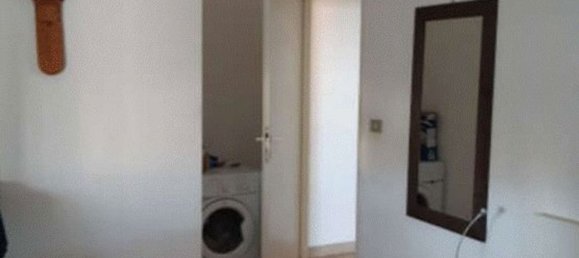 2-salle Appartement à Rozzano, Italy No. 13413 19