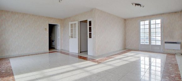 5 bedrooms House in Verneuil-sur-Seine, France No. 151404 2