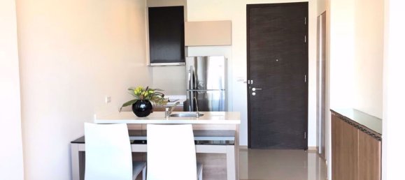 1 chambre Condo à Khlong Toei, Thailand No. 9818 4