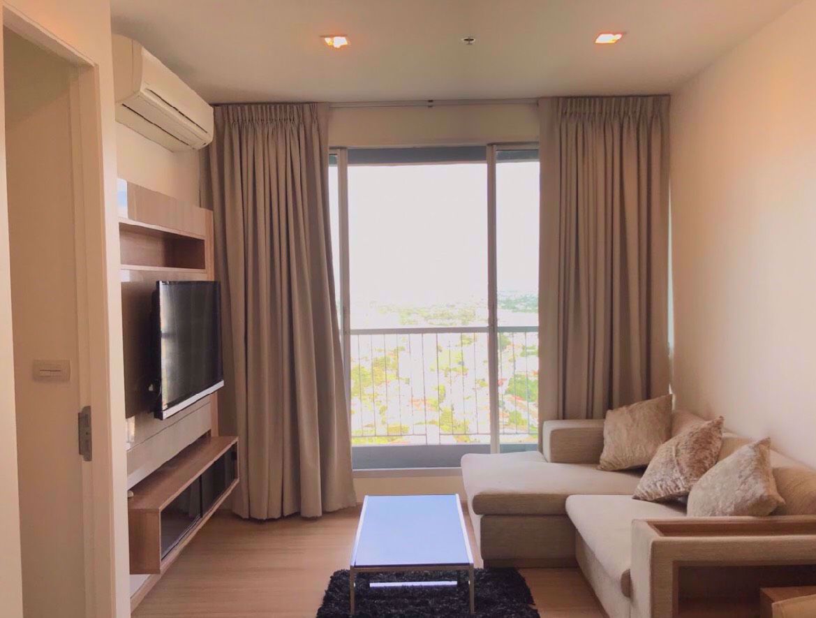 1 chambre Condo à Khlong Toei, Thailand No. 9818