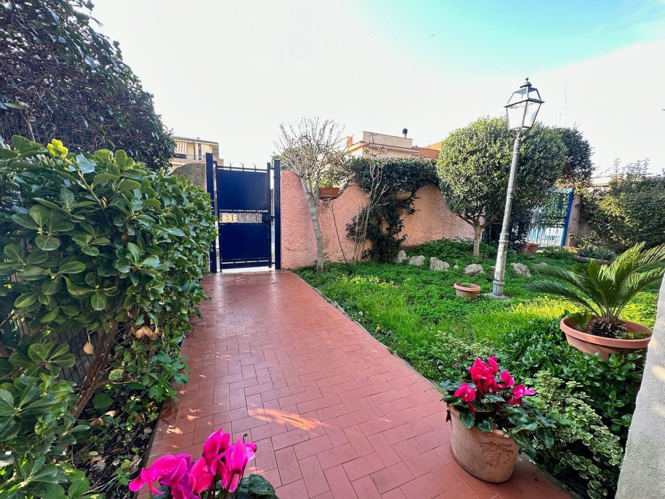 5-Zimmer Haus in Ladispoli, Italy, Nr. 199712