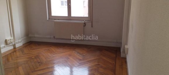 4 bedrooms Apartment in Santander, Spain No. 140066 2