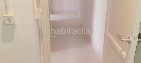 4 bedrooms Apartment in Santander, Spain No. 140066 20