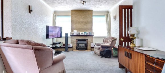 2 bedrooms Bungalow in Croydon, United Kingdom No. 4858 5