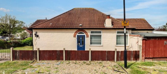 2 bedrooms Bungalow in Croydon, United Kingdom No. 4858 16