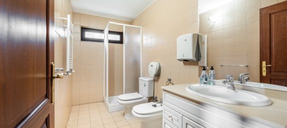 5 bedrooms House in Rendufe, Portugal No. 35719 17