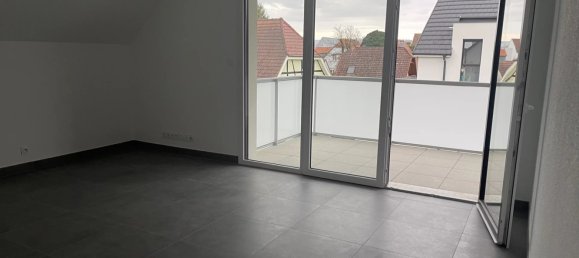 Apartamento de 3 dormitorios en Hesingue, France No. 99716 2