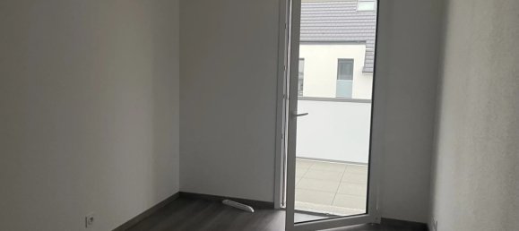 Apartamento de 3 dormitorios en Hesingue, France No. 99716 5
