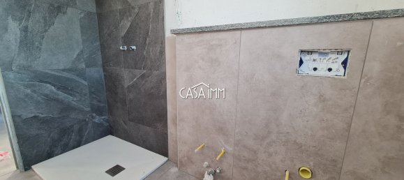 Villa de 5 habitaciónes en Angera, Italy No. 12339 22