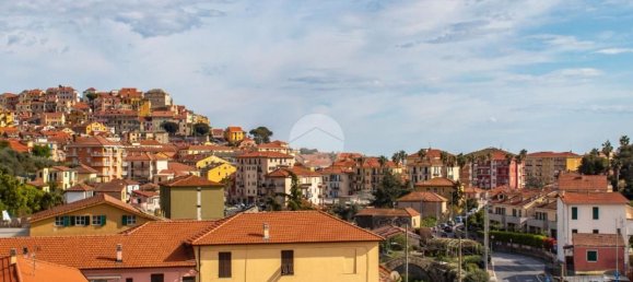 2 Schlafzimmer Wohnung in Imperia, Italy, Nr. 372772 18