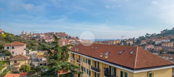 2 Schlafzimmer Wohnung in Imperia, Italy, Nr. 372772 17