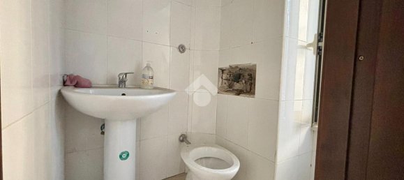 2-salle Appartement à Marano di Napoli, Italy No. 62025 16