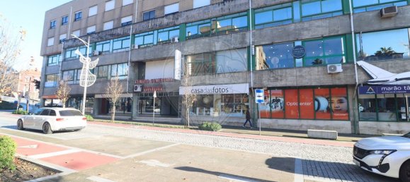Gewerbliche Immobilie in Felgueiras, Portugal 46m², Nr. 57113 7