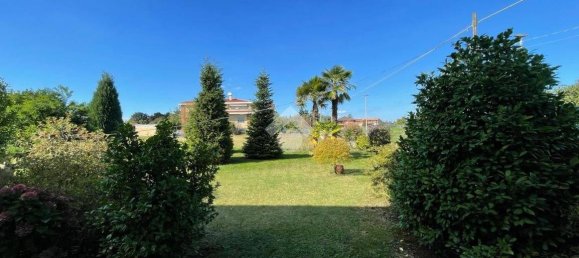 3 Schlafzimmer Villa in Oleggio, Italy, Nr. 345587 38