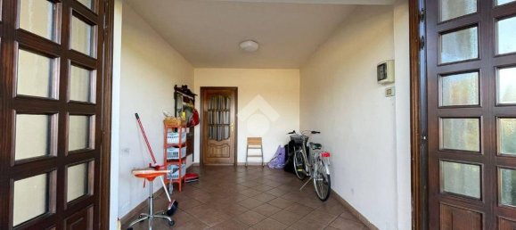 3 Schlafzimmer Villa in Oleggio, Italy, Nr. 345587 26